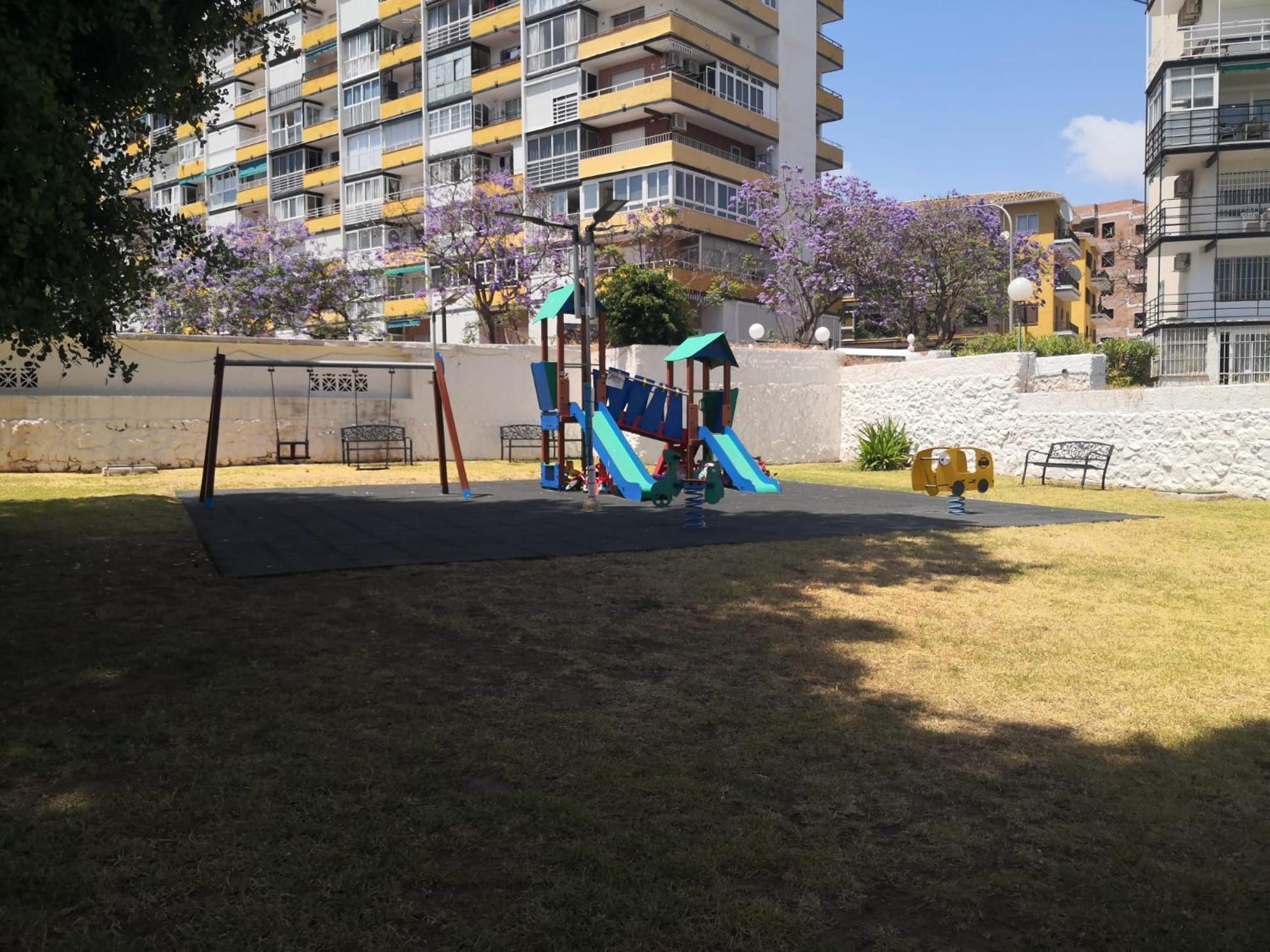 Blue Ocean Apartments Benalmadena Bagian luar foto